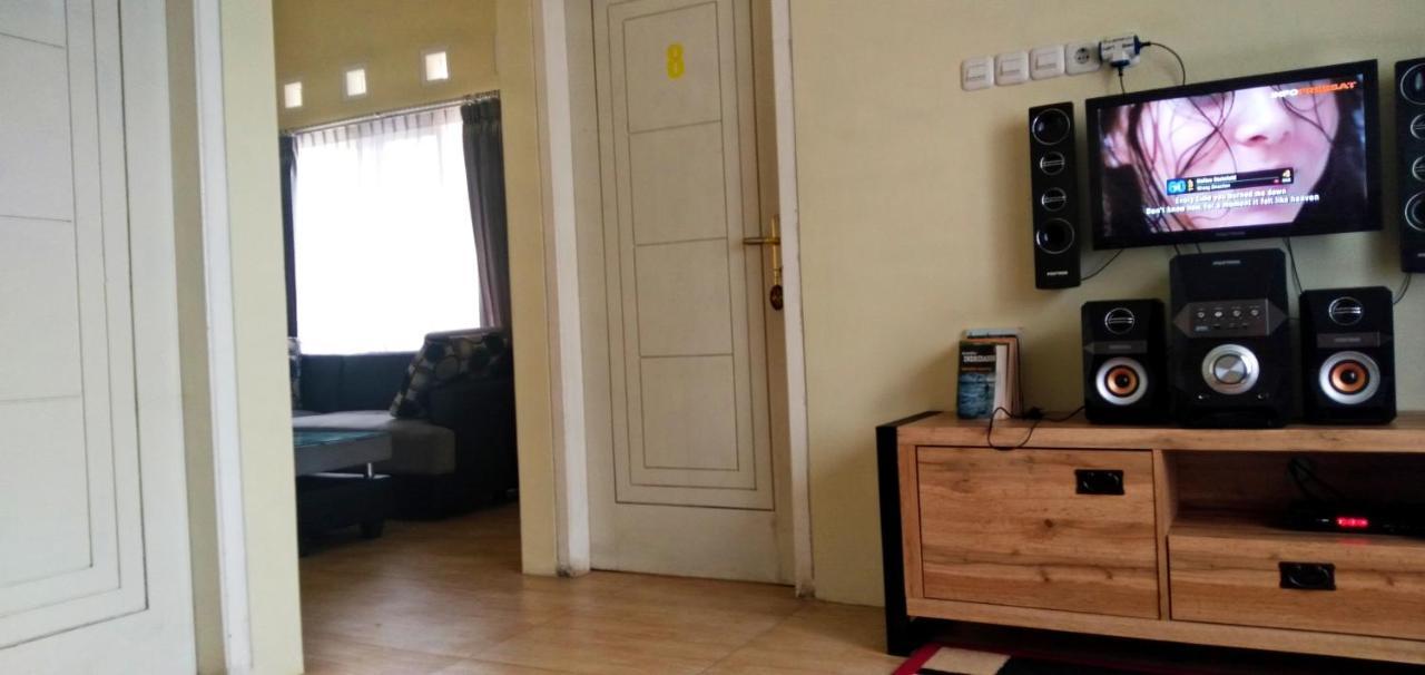 Bromo Otix Guest House Room photo
